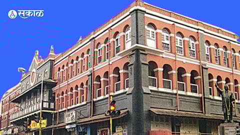 Heated discussion among party leaders