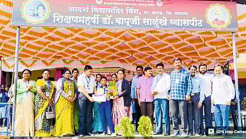 विंग. राजवीर सादळे राज्यस्तरीय निबंध स्पर्धेत द्वितीय