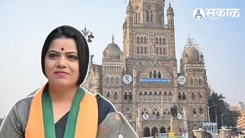 Clock Tower build in Mumbai entrance