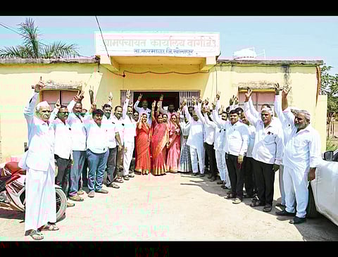 वांगी ग्रामपंचायतच्या सरपंचपदी सुरेखा दिवटे तर उपसरपंचपदी नरसिंग देशमुख यांची निवड