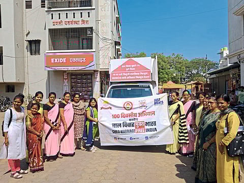 ‘बालविवाह मुक्ती रथ’द्वारे नीरा येथे जनजागृती