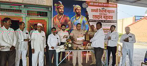 वाठार कि.शिव प्रतिष्ठान तालिम संघ वाठार कि. मार्फत रक्तदान शिबिर