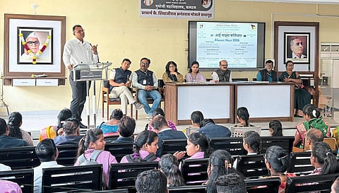 आसू - मुधोजी महाविद्यालयात ''आई माझ्या कॉलेजात'' हा नाविन्यपूर्ण उपक्रम