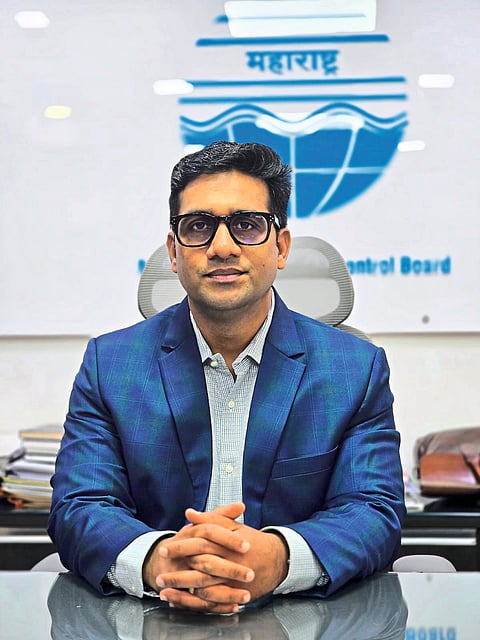 राज्यातील उद्योगांना मोठा दिलासा! संमतीपत्रासाठी लागणारा कालावधी ५० टक्क्यांनी घटला; ''इज ऑफ डुईंग बिझनेस''ला बळ