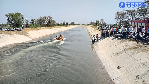 Midnight Accident: Vehicle Sinks in Canal, Massive Search Underway