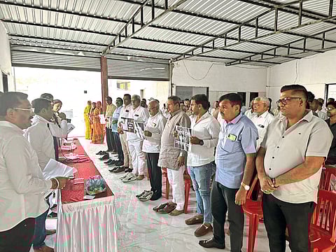 चौधरी छत्तीस कोम समाजाकडून
बाणेरमध्ये दुर्गाला श्रद्धांजली