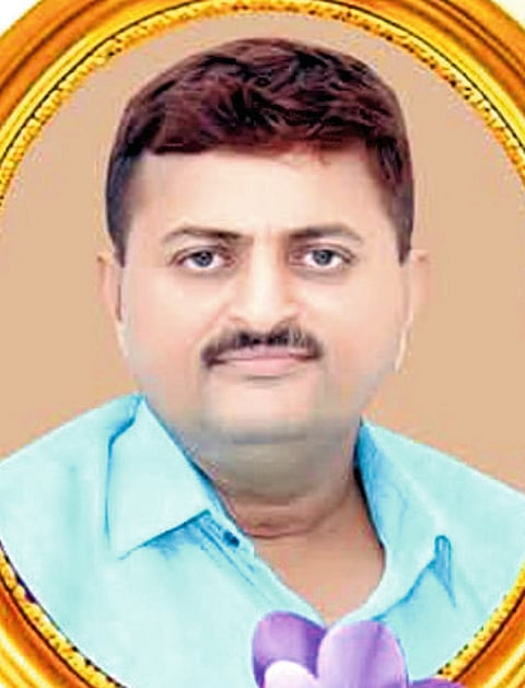 विद्याधर मुळूक यांचे निधन