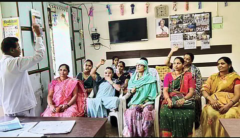 भोरमधील स्वयंपाकी, मदतनिसांचे वेतन रखडले