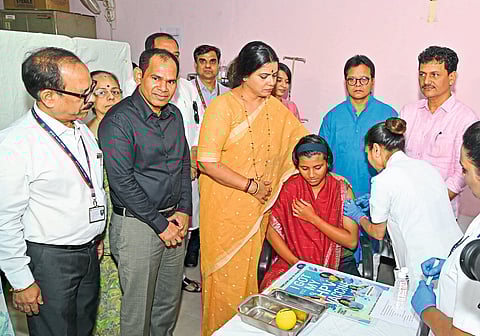 एचपीव्ही लसीकरण मोहिमेला सुरूवात