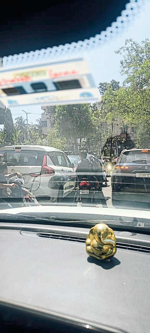 सकाळ संवाद