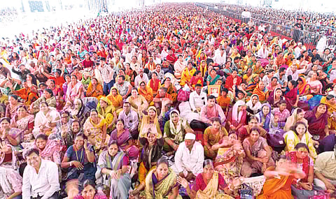 मजबूत बंधुभावामुळे देशवासीय आनंदात