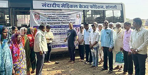 श्री स्वामी समर्थ रुग्णालयात मोफत नेत्र तपासणी व मोतीबिंदू शस्त्रक्रिया संपन्न, मोफत शिबिराचा ६२ रुग्णांनी घेतला लाभ.