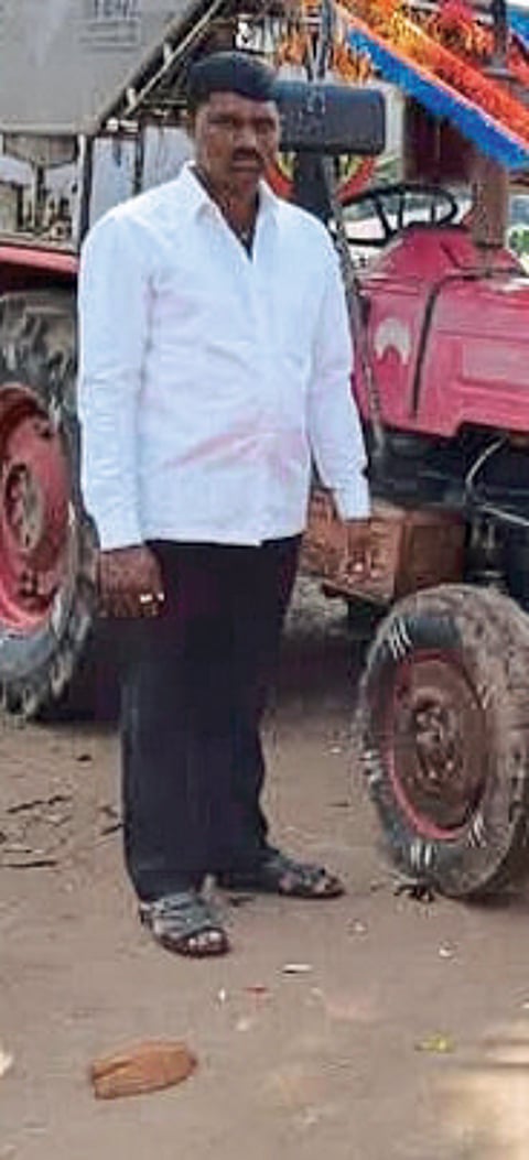 शेळगाव (आर) येथे भीषण अपघात दारफळच्या 2 तरुण शेतकऱ्यांचा मृत्यू