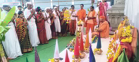 वागदरीत परमेश्वर उचई पंच कमिटी तर्फे स्टील उचई लोकार्पण