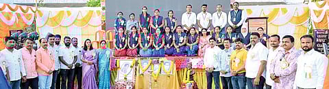 पांगरीतील शोभाताई सोपल इंग्लिश स्कूलचे स्नेहसंमेलन उत्साहात