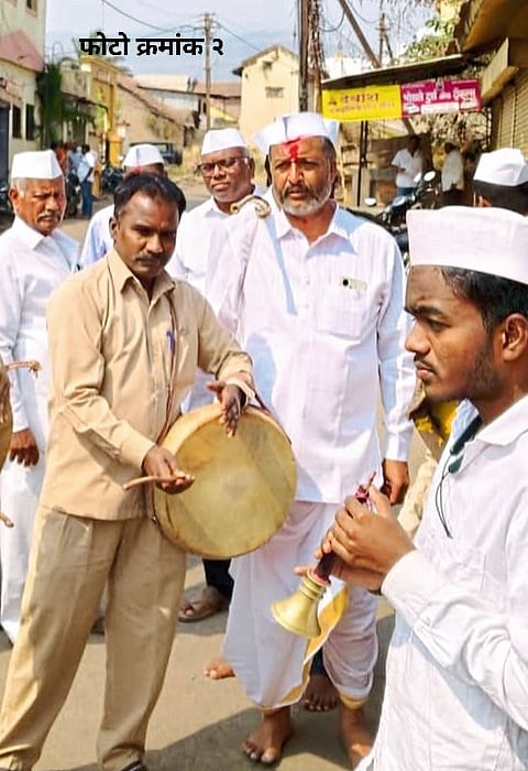वाई:-बावधनमध्ये सनई व डफडे वाजविण्याची दीडशे वर्षाची परंपरा. किसन कांबळे व सहकाऱ्यांनी जपला वारसा.