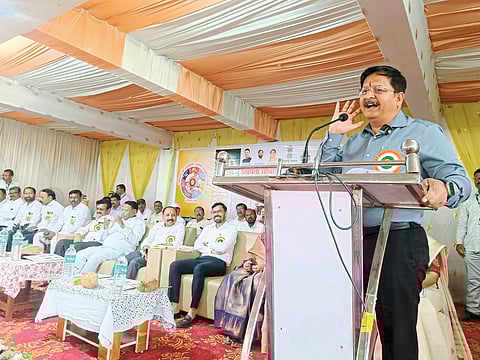 ढेबेवाडी जिल्हाधिकारी संतोष पाटील यांचा कार्यक्रम