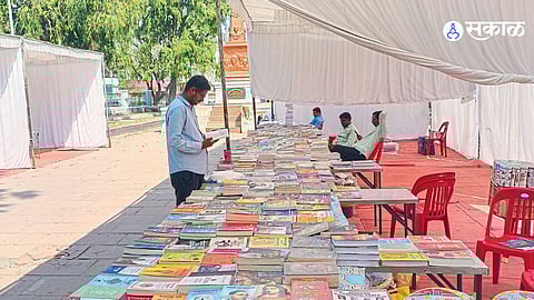 Jalna Book Festival Poor Response