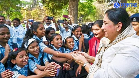 Sunetra Pawar Highlights Yashwant Ideology, Appreciates Balasaheb Patil’s Work in Karad