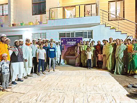 उंडाळे. येथे ग्रामस्थांच्यावतीने मुस्लिम बांधवांसाठी इफ्तार पार्टीचे आयोजन