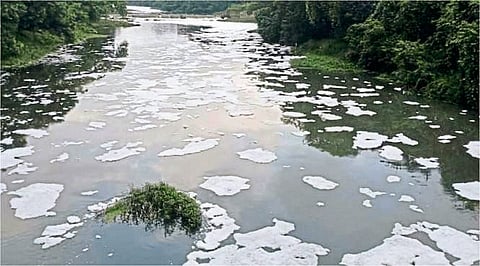 सुमारे ३५ सोसायट्यांमधील ‘एसटीपी’ बंद, सांडपाणी नाल्यांवाटे थेट नदीत