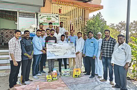 आसू - हेरिटेज फुड्सचा दूध उत्पादक शेतकर्यांचा मेळावा संपन्न