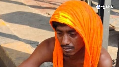 Assault on Truck Driver at Savaleshwar Toll Plaza Over Overloading Dispute