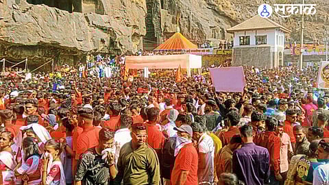 Lakhs of devotees gather at Karla fort during the grand Ekvira Devi palkhi ceremony.