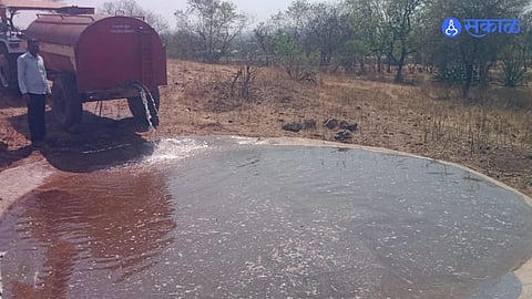 Impact of 'Sakal' News: Forest Department Fills Dry Waterholes in Ambegaon