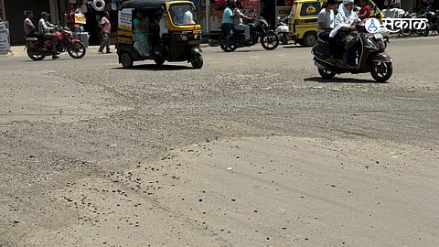 Accident Prone Roads: Loose Gravel and Sand on Key Arteries Lead to Two-Wheeler Skids