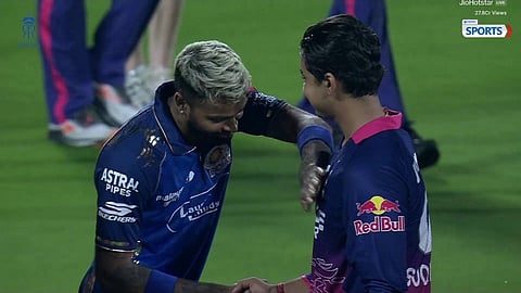 Hardik Pandya appreciating Vaibhav Suryavanshi for his heroic performance.jpg