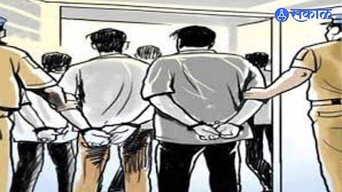 Satara police extern criminal gang members from Satara and Sangli districts.