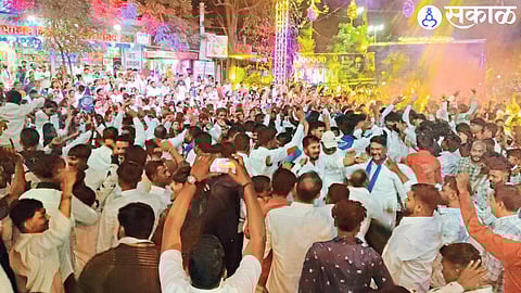 Grand tribute processions held across Ahilyanagar with participation from multiple organizations.