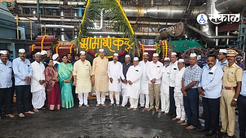 पारगाव ता. आंबेगाव: अक्षय तृतीयेच्या मुर्हुतावर भीमाशंकर सहकारी साखर कारखान्याच्या गाळप हंगाम २०२६-२७ च्या मिल रोलरचे कारखान्याचे अध्यक्ष बाळासाहेब बेंडे , उपाध्यक्ष प्रदीप वळसे पाटील व संचालक मंडळाच्या हस्ते पुजन संपन्न