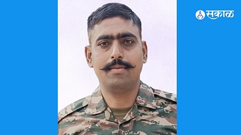 Nation Salutes Brave Soldier Prafull Jadhav; Funeral Held with Honours