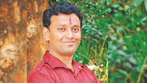 Kolhapur Shocker Divisional Forest Officer Suffers heart Attack