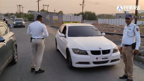Zero Tolerance: Motorists Forced to Remove Black Films Manually at Police Station
