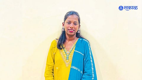 Kolhapur Girl End Life news