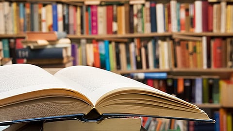 special story on the topic to open a library in kolhapur by yuvaraj yadav