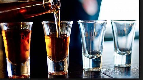 मराठवाड्यात दुष्काळ की दारूचा महापूर