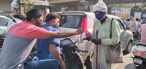 Always help the needy so that they will feel very satisfied.jpg