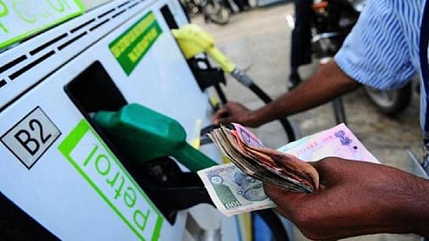 Petrol price | मुंबईत पुन्हा इंधनाची दरवाढ; राज्यातील सर्व जिल्ह्यात पेट्रोल 95 पार