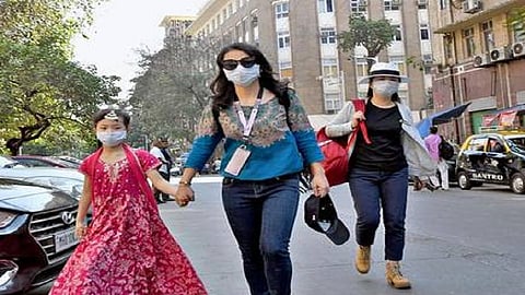 मुंबईत इमारतीच्या इमारती होताहेत कोरोनाबाधित; अवघ्या तीन दिवसात 'इतक्या' इमारती सील