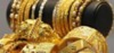 देखरेख करणाऱ्यांचा 16 तोळे सोन्यावर डल्ला...
