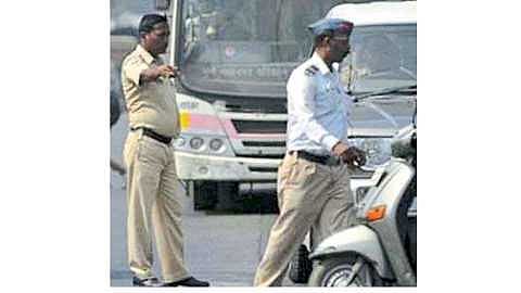 Police give Punishment to vehicle in Barshi city and taluka