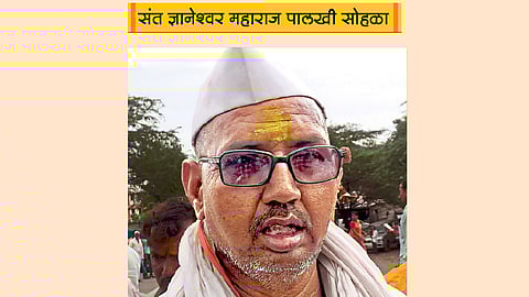 जेजुरीत पाहिला अबीर-भंडाऱ्याचा संगम