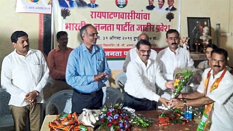 रायपाटणमध्ये यांची शिवसेनेला सोडचिट्टी; भाजपमध्ये प्रवेश