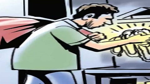 Video : 'या' गावातील पाच हजार कुटुंबाची चिंता वाढली