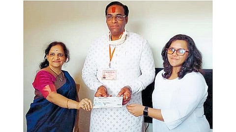 Siblings Collect One Lakh In America For Khed Ratnagiri Marathi News