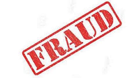 A couple did 4 lakh fraud with young boy by selling JcB Machine